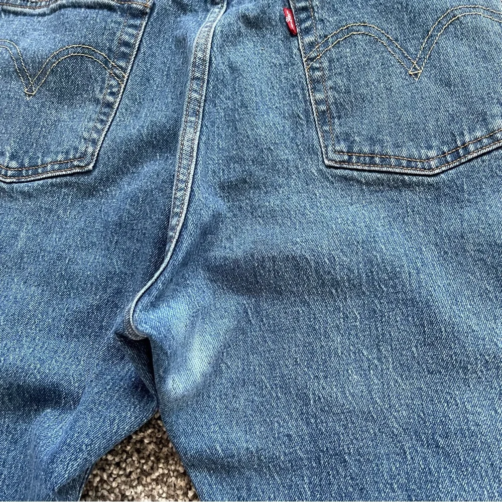 Levi's 501 Original Straight Leg Button Fly Stretch Jeans Medium Wash 32x30